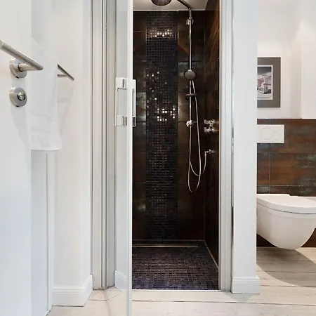 Schuetzenstrasse 15 La * 格洛米茨