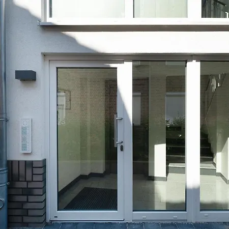 Apartment Schuetzenstrasse 15 La *