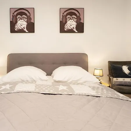 Schuetzenstrasse 15 La Апартаменты *